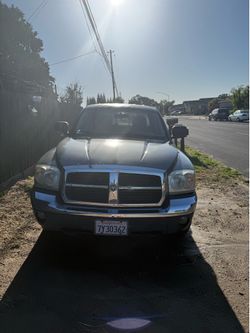2005 Dodge Dakota