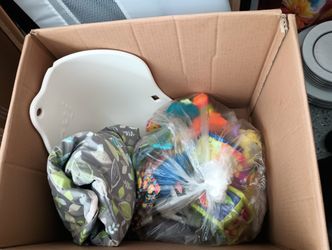 Box Of Baby Toys,Infant Bath Tub And Grocery Cart Liner