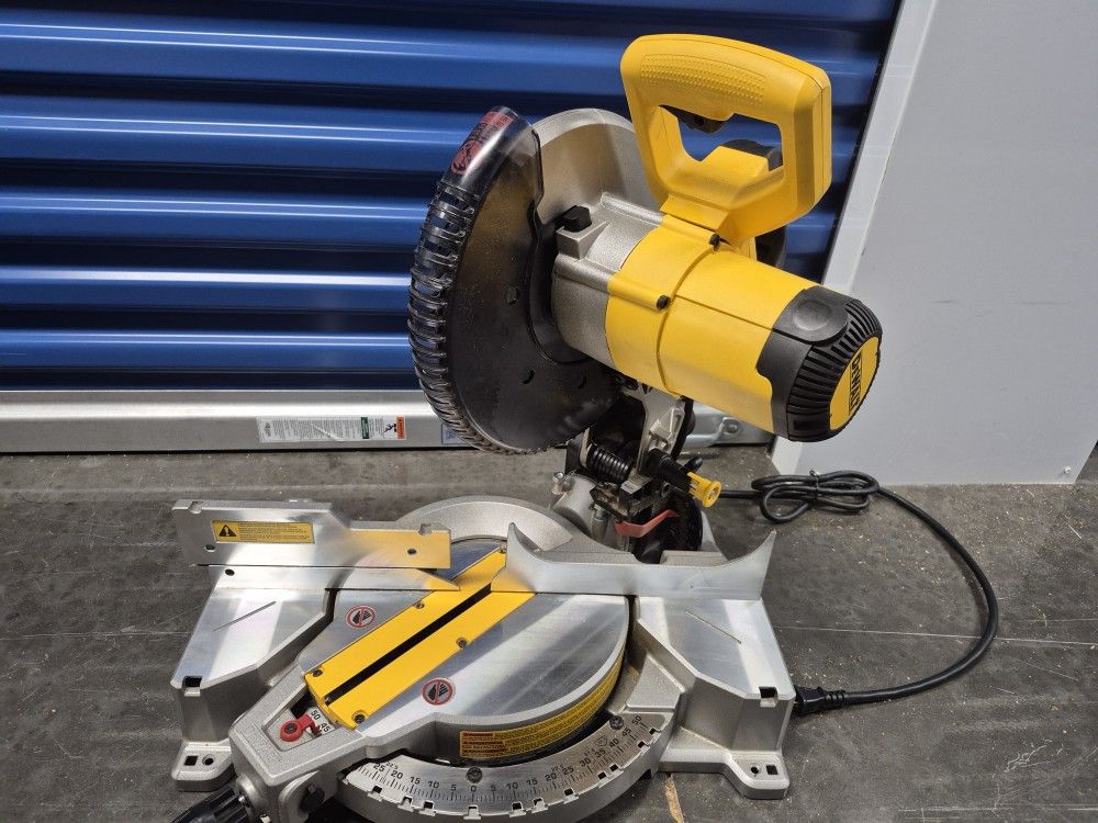 Dewalt  Miter Saw 