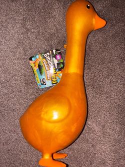 Large golden goose squishy