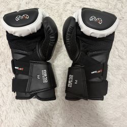 Rival RB10 Bag Gloves - Size: M