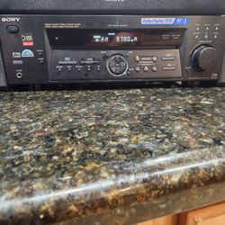 Sony 5.1 Receiver  Model STR-K402 No Remote!