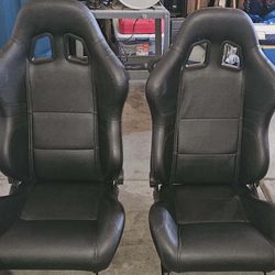 Summit bucket racing seats