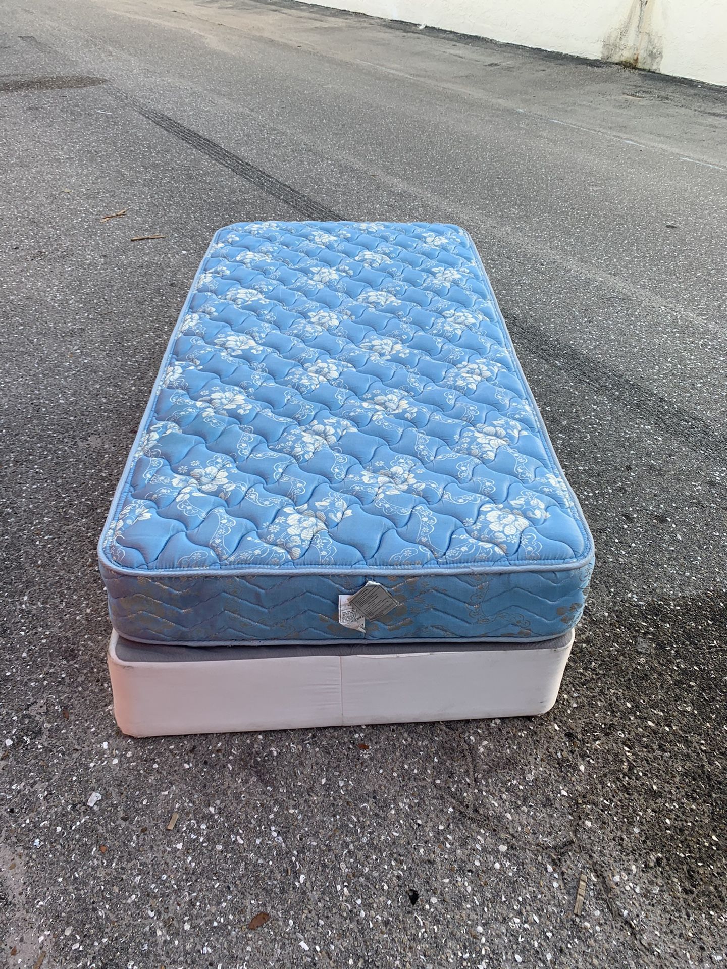 Twin Size Mattress & Box