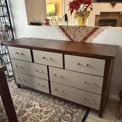 Broyhill 7 Drawers Dresser🔺