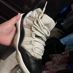 Air Jordan Retro 11 Concord 