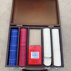 Poker Chip Set With Wood Carry Case 