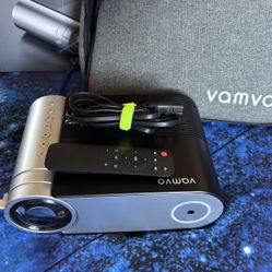 VAMVO HDMI Projector In Box With Remote And Carry Bag 