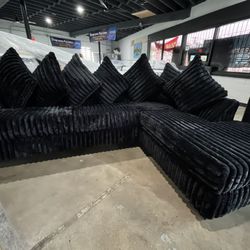 New Beautiful Modern Corduroy Sectional Sofa ⭐️ Finance With $0 Down⭐️ Same Day Delivery Available ⭐️