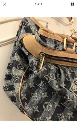 Louis Vuitton Limited Edition Blue Monogram Giant Canvas By The