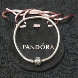 Pandora Moments 925 Sterling Silver Barrel Clasp Snake Charm Bracelet 19cm