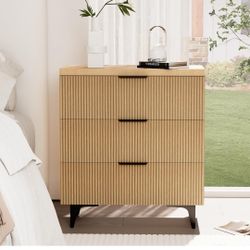 Brand New 3 Drawer Dresser – Modern Oak Nightstand / Storage Cabinet (Retail $120)