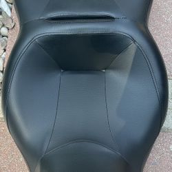 09-13 Harley Davidson Touring Seat
