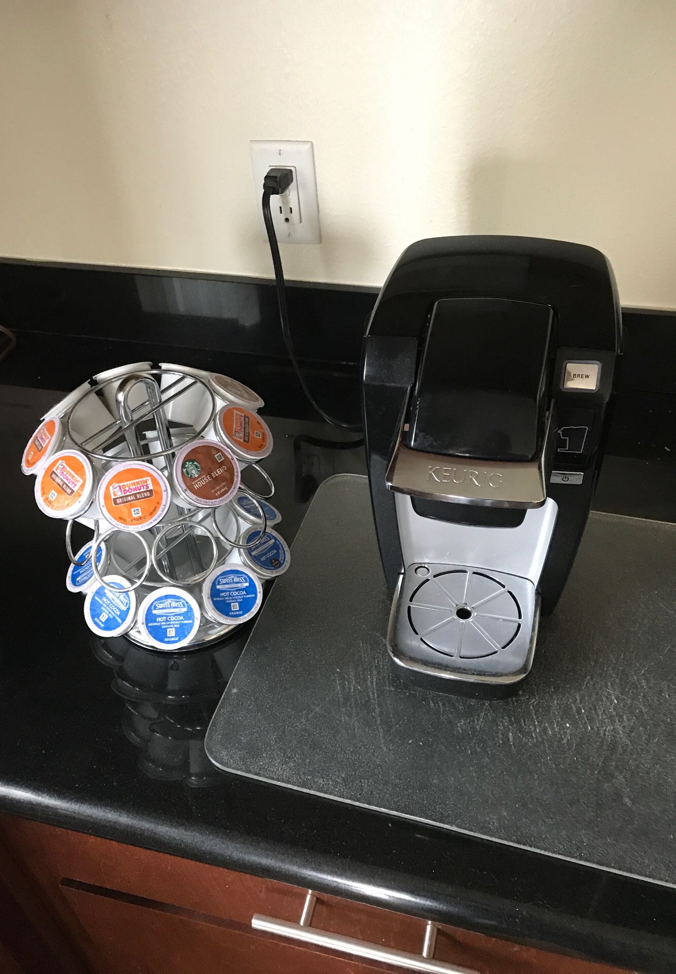 Keurig with cup stand