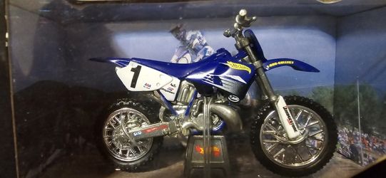 Jeremy McGrath Hot Wheels Racing Super Cross Bike