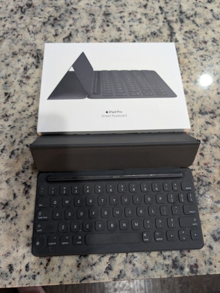 Apple Smart Keyboard for iPad - US English