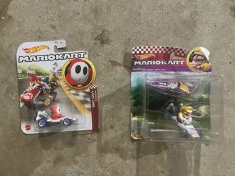 Hot Wheels Mario Kart Shy Guy + Wario B-Dasher Bundle