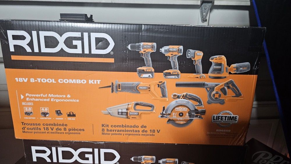 Ridgid 8 Piece Tool Set, Includes Two Batteries, Charger, And Bag.