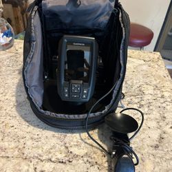 Garmin Striker 4 Fish Finder Bundle