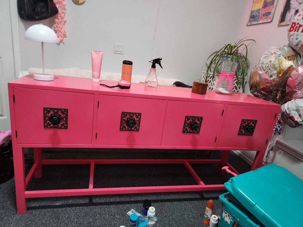 TV Console, Entertainment Cabinet, Buffet