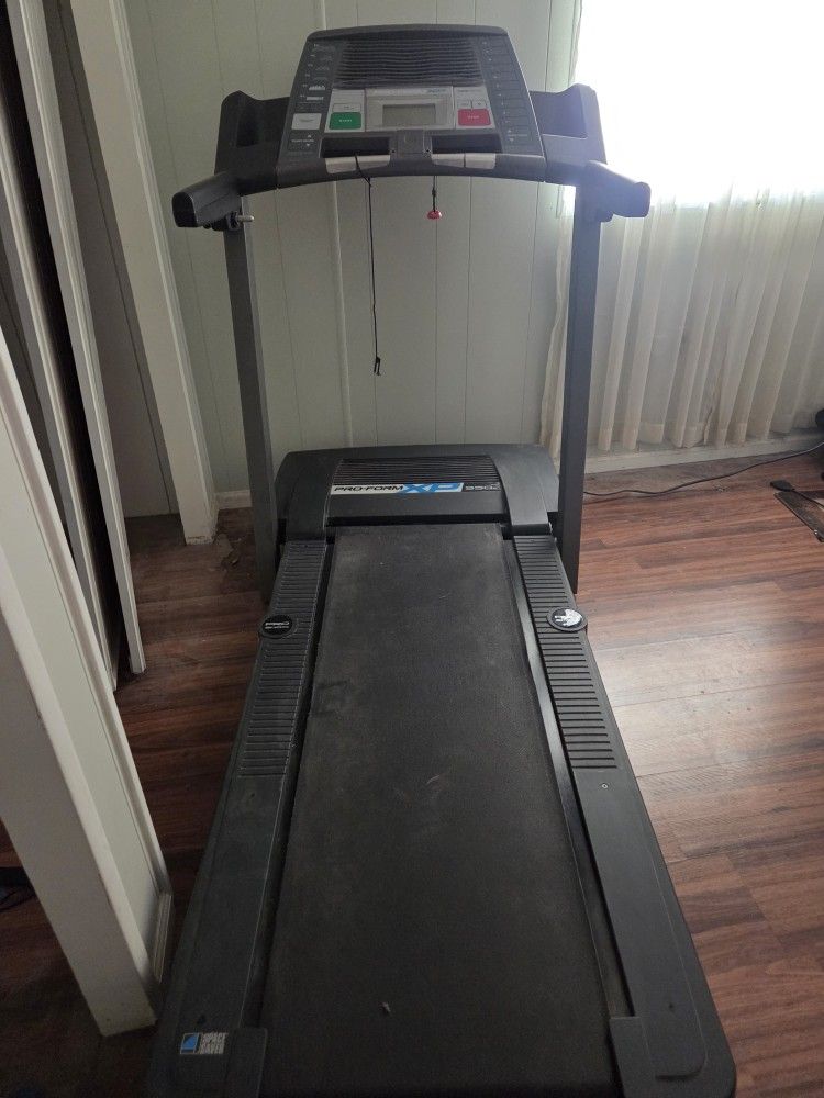 Pro-Form Xp Treadmill 