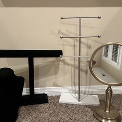 Jewelry holders