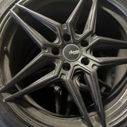 4 Wheel & Tires ADVANTI