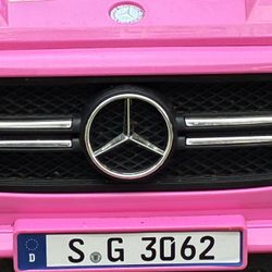 3 Mercedes $120 Blue Chevy Red Trike