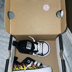 baby converse