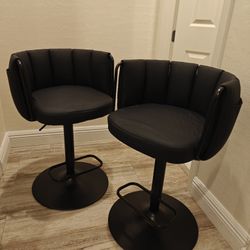 2, Black, 360° Swivel Bar Stools