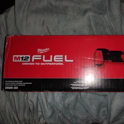 Milwaukee M12 Oscillating Multi Tool