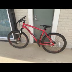 New Diamondback Mountain/Trail Bike 