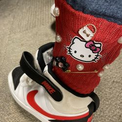 Hello Kitty T-shirt And Junk Socks 