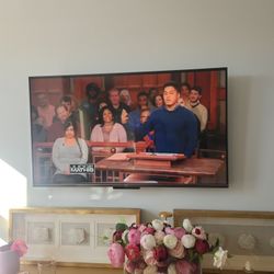 Amazon Fire TV 55INCH OMNI QLED SERIES 4K UHD SMART TV