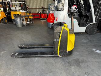 HYSTER ELECTRIC PALLET JACK