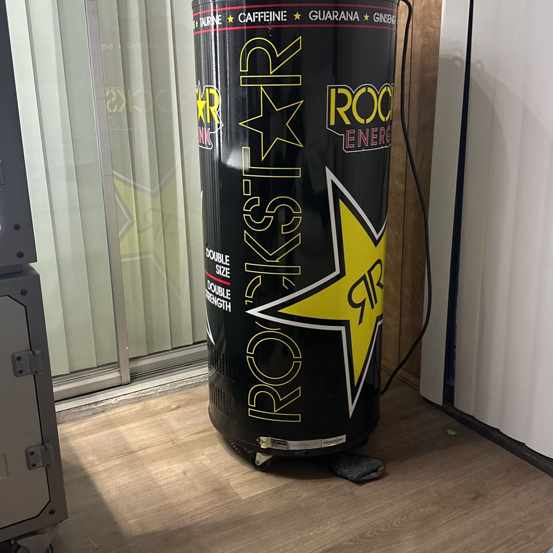 Cooler- Rockstar