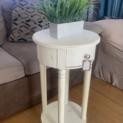 Nightstand, End Table 