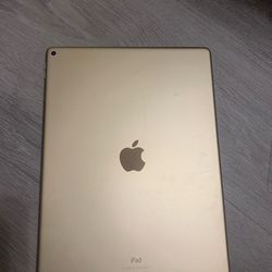 iPad Pro (12.9 inch, A1584)