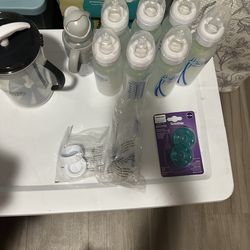 Dr browns bottles, mixer & Phillips pacifier