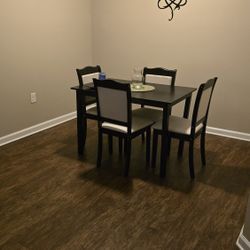 Four Seats Dining Set