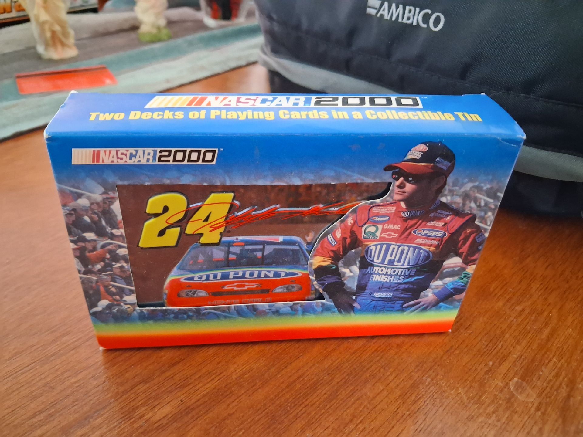 NASCAR 2000 Jeff Gordon playing cards collectible tin set.