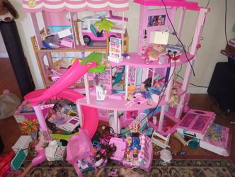 Barbie dream house