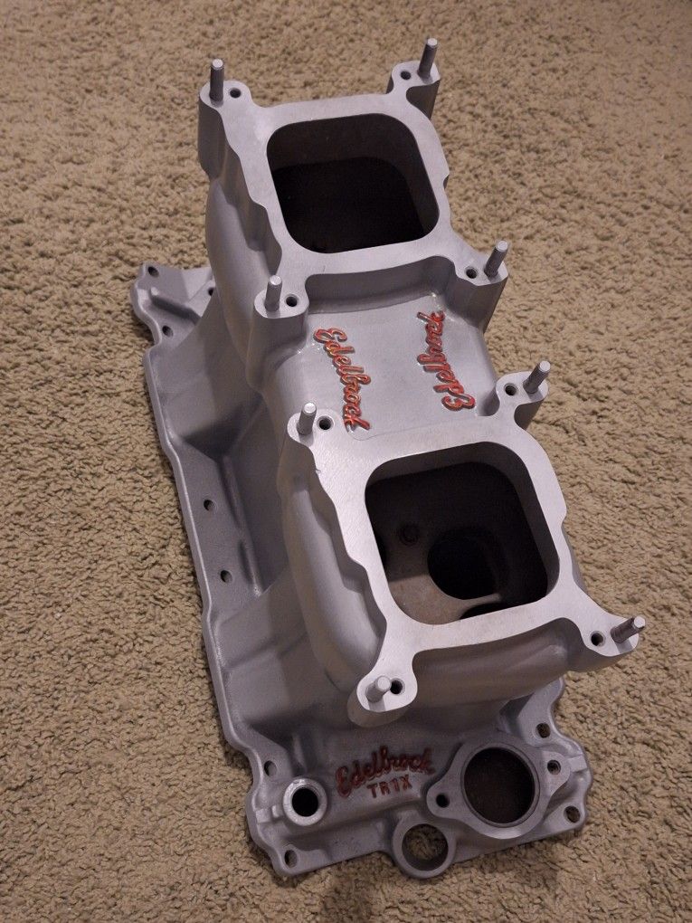 Edelbrock TR1X Tunnel Ram 
