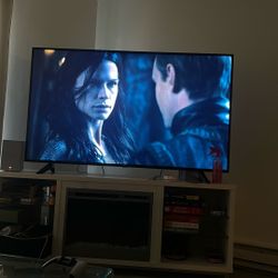 70 Inch Tv