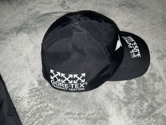 Off White Gortex Hat ( One Size)