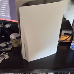 Play Station 5 (with Disc Drive & Games)