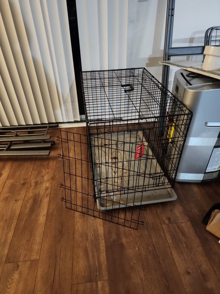XL DOG CRATE With 2 Doors And Divider 