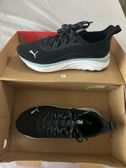 Pumas women’s shoes