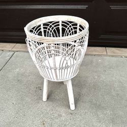 Wicker Pot Large