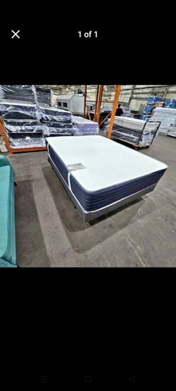 10"/12" hybrid mattress available with box spring  comfortable and Long lasting